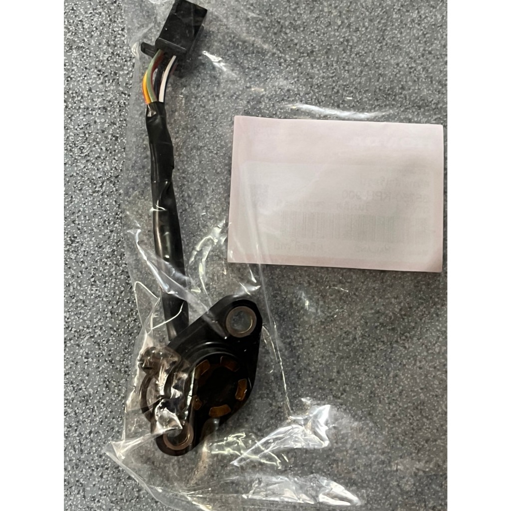 สวิทไฟเกียร์เวฟ125S/R/รุ่นไฟเลี้ยวบังลม/เวฟ125X/ ดรีม125 แท้ศูนย์ 35750-KPH-900