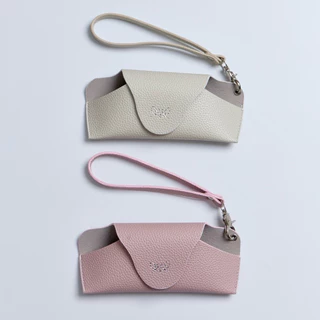 PLM (plume.bkk) เคสซองใส่แว่นหนังตา Soft Shell Leather-like Glasses Case