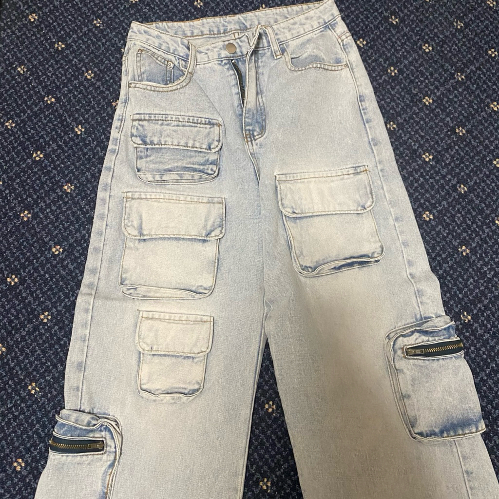 ส่งต่อกางเกงยีนส์ promthong