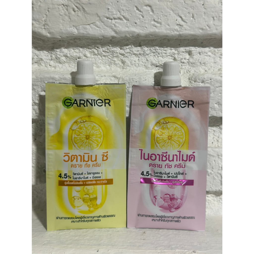 Garnier การ์นิเย่ ดราย ทัช ครีม ขนาด 7 มล. (แบบซอง) สูตร ไนอาซีนาไมด์ และ วิตามินซี