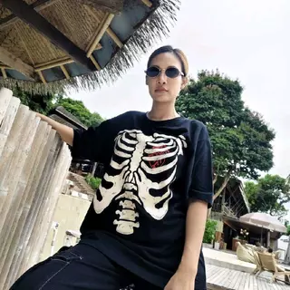 [𝐅𝐄𝐀𝐑𝐋𝐄𝐙 ร้านจริง] - เสื้อโครงกระดูก (Bone) เสื้อยืดคอกลม ผ้าCotton 100%