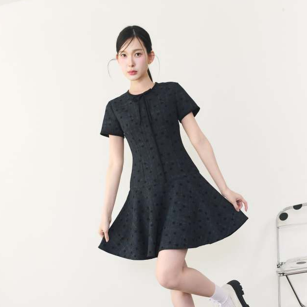 La Mignonne (XS-5XL) Sugar Lace Dress เดรสใส่ทำงาน ใส่เที่ยว แพทเทิร์นหางปลา ดีเทลล์กระฌปรงพริ้วๆ ผ้าใส่สบายมาก