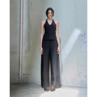 STUDIO UNKNOWN - SS26 Anna Pleated Trousers กางเกงพลีทตกแต่งกระดุมปรับระดับช่วงเอว