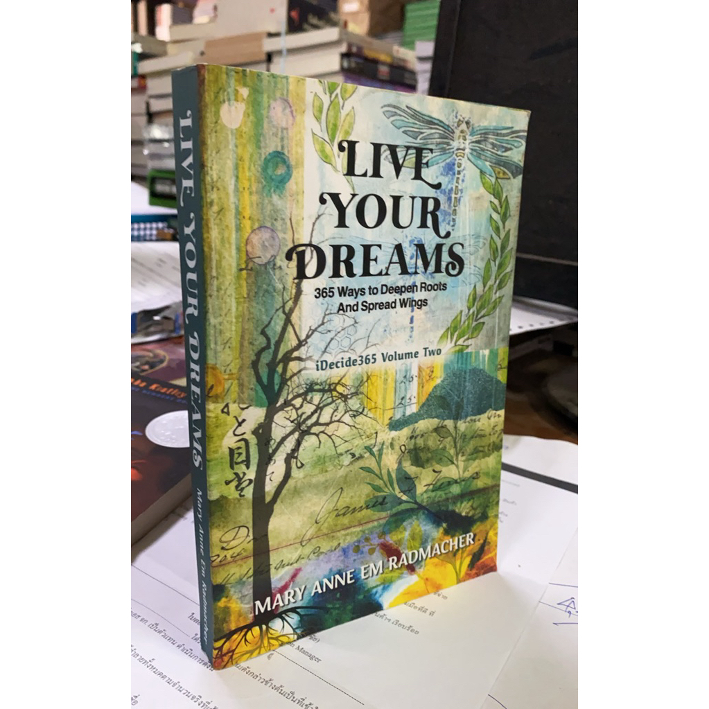 (หนังสือภาษาอังกฤษพร้อมส่ง) LIVE YOUR, DREAMS(R5)