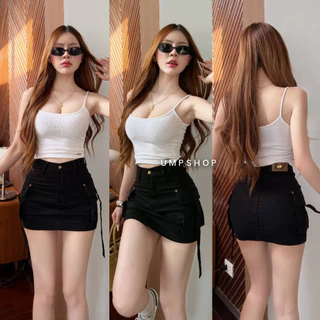 DADA JEANS กระโปรงยีนส์คาร์โก้สั้นเอวสูง ทรงเข้ารูป ดีเทลติดสายห้อยกระเป๋า