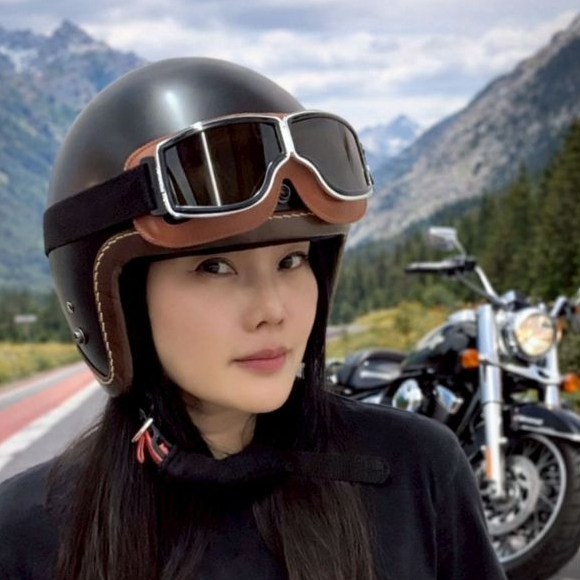 Vintage Goggle Motorcycle แว่นตากันลม สำหรับสวมใส่ขณะขับขี่มอเตอร์ไซค์ กันฝุ่นและไม่เป็นฝ้า( Anti-Fog)