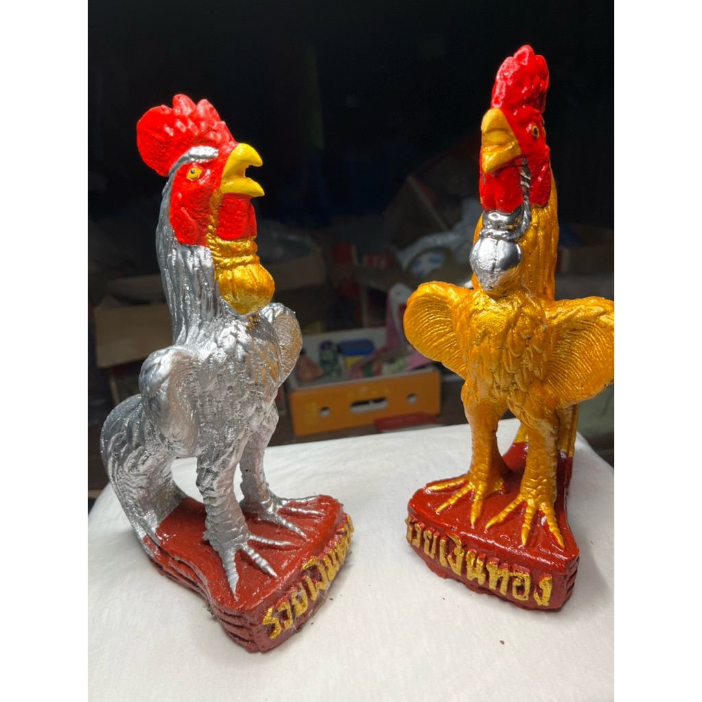 ไก่แก้บนสีเงินทองปากอ้า สูง 24ซม. คู่ละ 159บาท