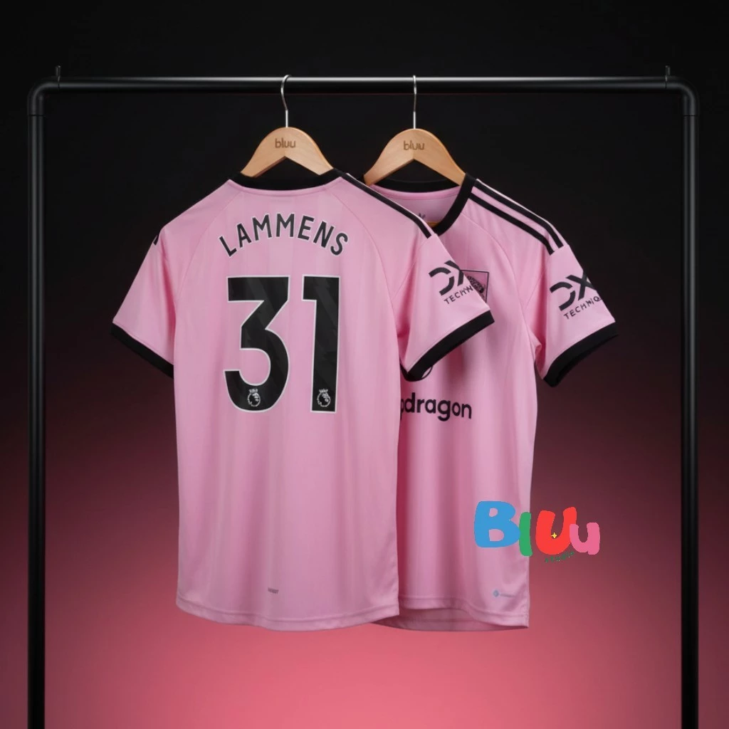 เสื้อฟุตบอล llมuยู ชุดนายประตู สีชมพู ปี 2025-26 เกรดแฟนบอล(3A) โลโก้ปัก ฟลูออฟชั่น เบอร์ชื่อ+อาร์ม EPL พร้อมส่งในไทย