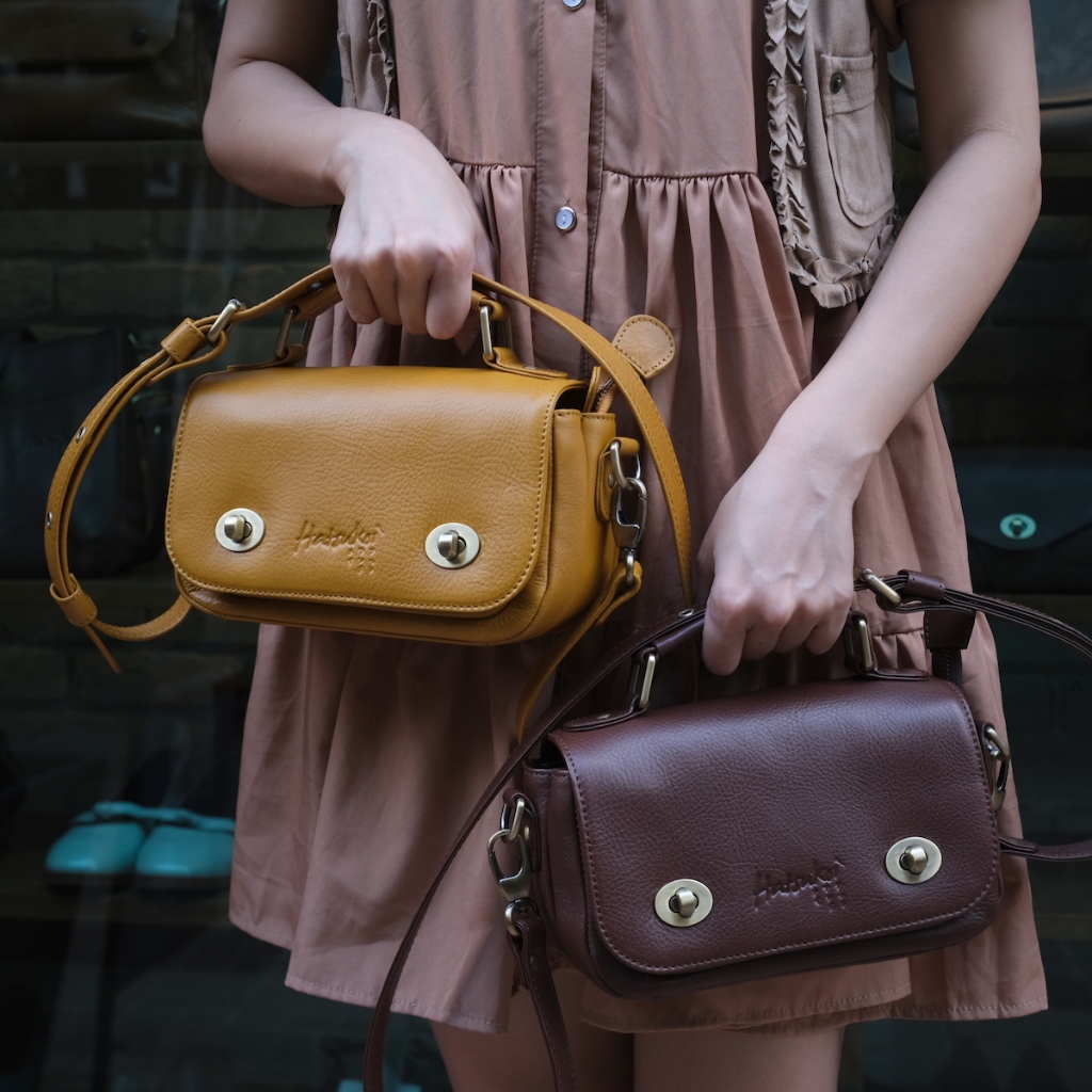 ⭐️กระเป๋าสะพายหนังวัวแท้สไตล์ญี่ปุ่น ลูกคุณ น่ารักสุดๆ Wata-ame Classic (Hatsukoi Leather Bag)