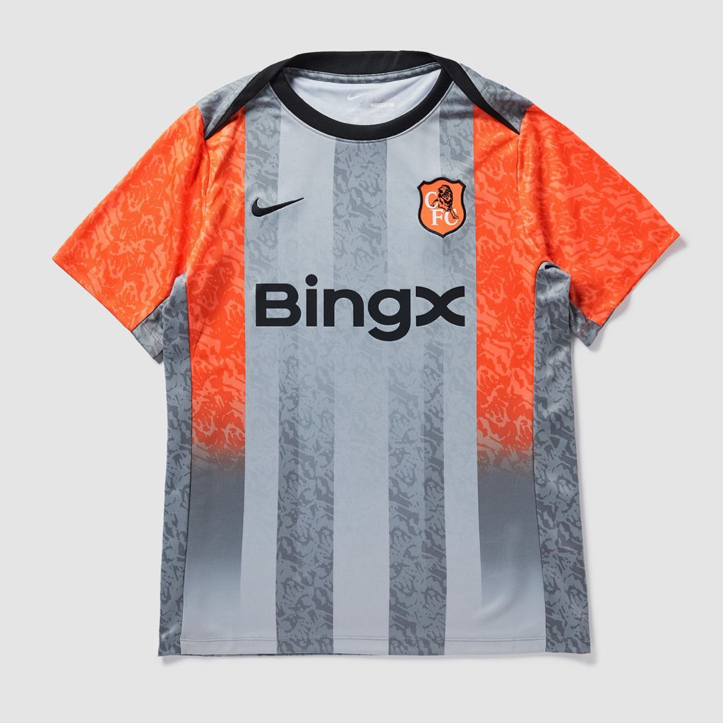 พร้อมส่ง ลายไม่เข้าไทย!! Chelsea FC Traning Jersey 25/26 เสื้อเชลซีแท้ โลโก้คลาสสิคมีโล่ ปี 1994
