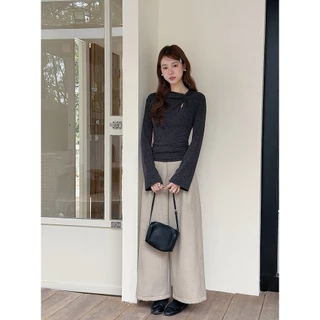 (พร้อมส่ง) Clothestoryy - Lin Long-Sleeved Shirt เสื้อยืดแขนยาว เจาะรู Twist คอ
