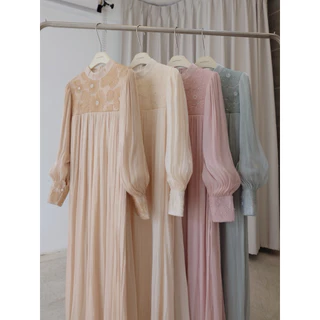 Heartmade-Bouvarlia dress✨(เดรสยาวผ้าชิมเมอร์แต่งลูกไม้ดอกมุขพร้อมฮิญาบ)