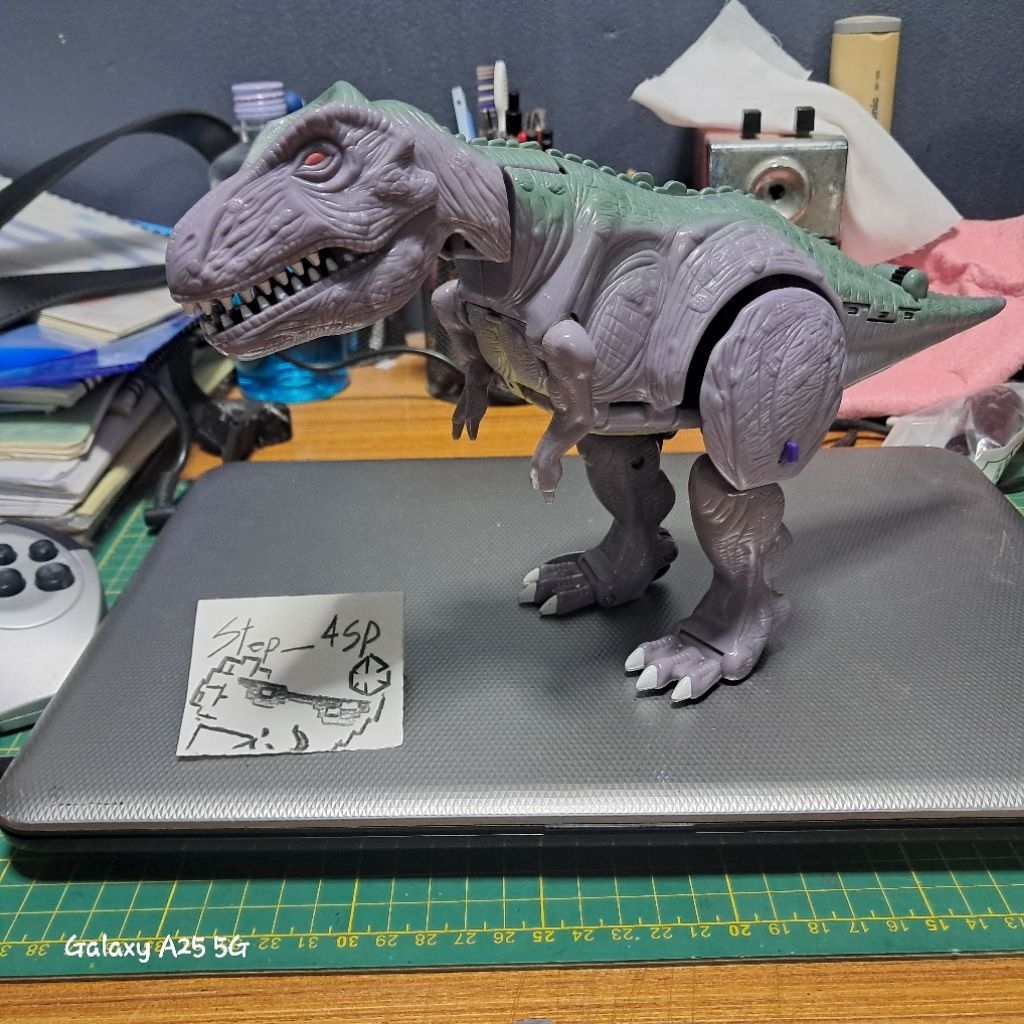 [Transformers] Beast Wars Megatron 1996 Hasbro Ultra Class T-Rex