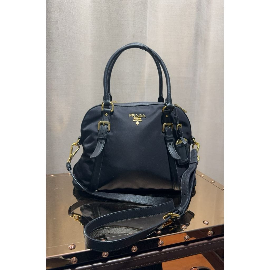 Prada Nylon Bag กระเป๋า แบรนด์เนม มือสอง ของแท้ ส่งต่อ