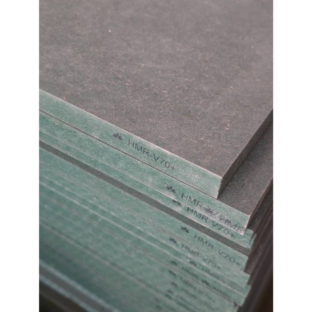 แผ่นไม้ HMR ความหนา 18มม.