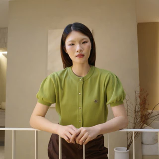 MUSTNIMAL | Pumpkin Puff Top เสื้อไหมพรมแขนพอง ทรงคาดิแกนแขนสั้น ลุคคุณหนู ใส่คาเฟ่ ใส่ทำงาน
