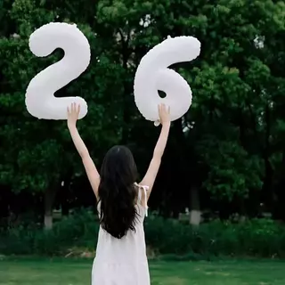 【32นิ้ว】ลูกโป่งตัวเลขสีขาว 0-9 ความเหนียวที่ดี การปิดผนึกที่ดี สําหรับตกแต่งปาร์ตี้วันเกิด