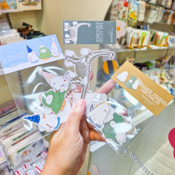 มีลายใหม่ด้วยนะ! Die-cut Sticker สติกเกอร์ไดคัตลายน้องผีจอมซนและเดอะแก๊งสุดน่ารัก! [khunyunn]