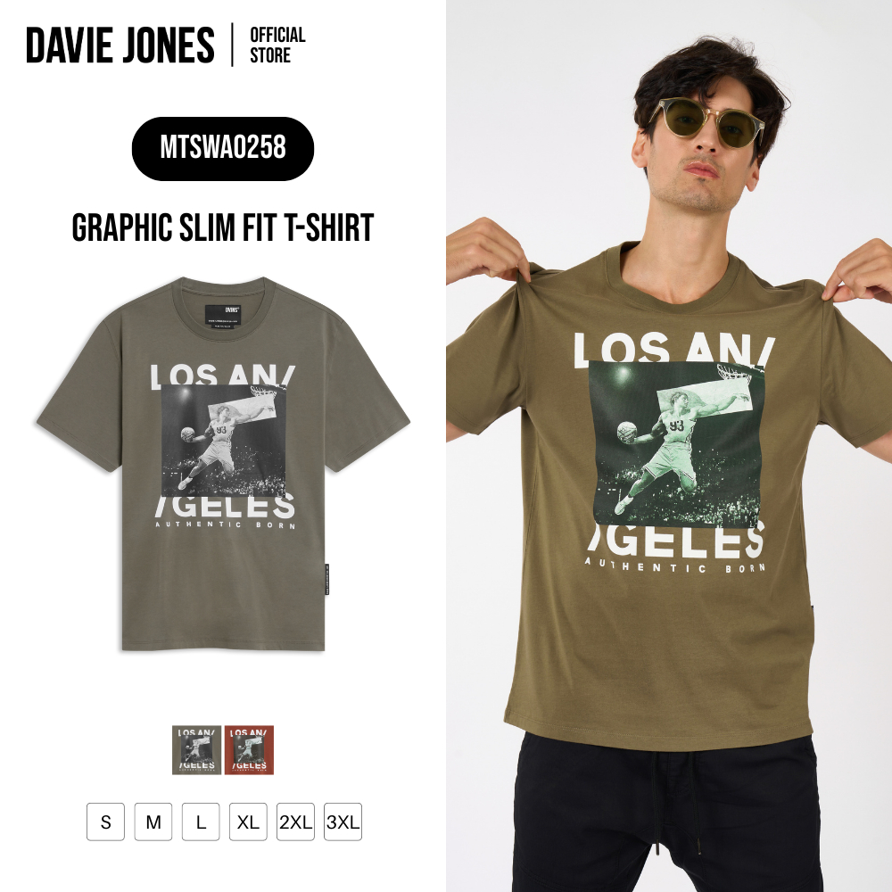 DAVIE JONES [BE FEARLESS] เสื้อยืดผู้ชาย Graphic Slim Fit T-Shirt  สีเขียว ส้ม WA0258