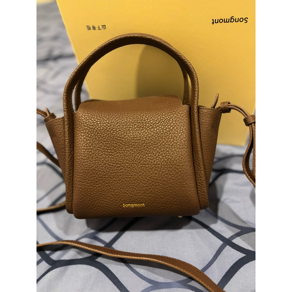 กระเป๋า สี chocolate #songmont #แท้100เปอร์เซอร์#มือสอง