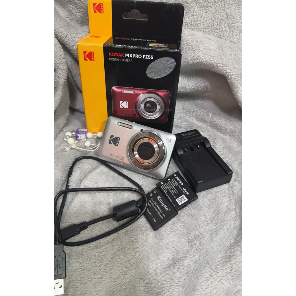 (ส่งต่อสภาพนางฟ้า!) Kodak Pixpro FZ55 สีเงิน สภาพ 99% ใช้น้อยมาก แถมฟรีแบตสำรอง+ที่ชาร์จแยก