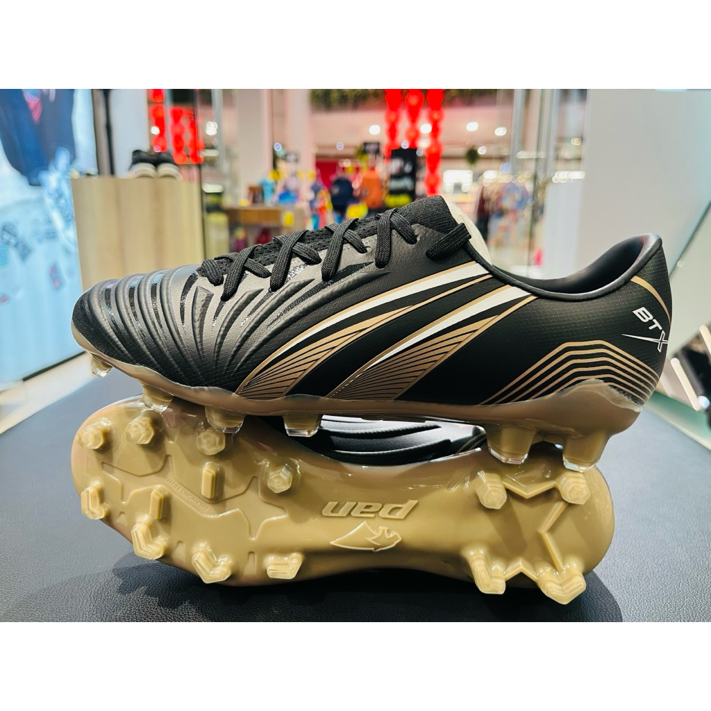 รองเท้าฟุตบอลPAN BALANCER TOUCH X TOP