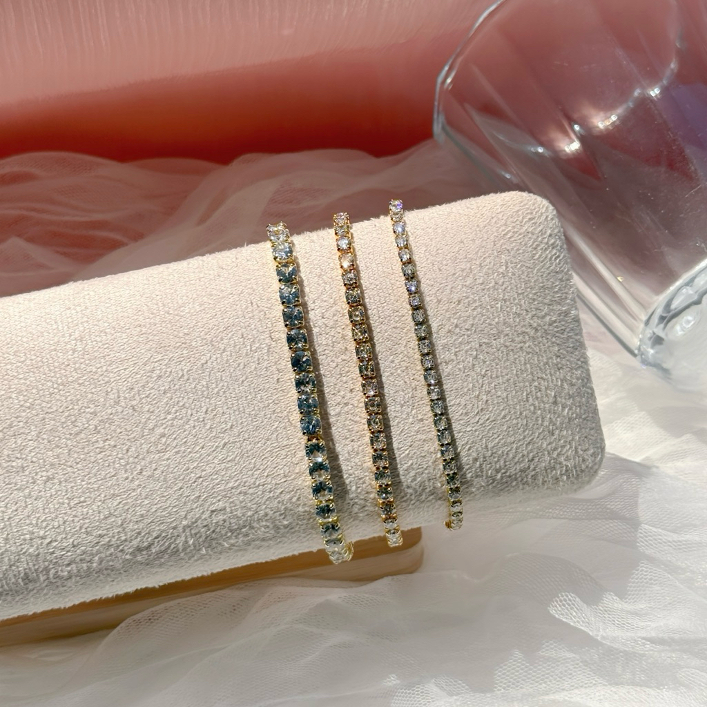 Kendall bracelet สร้อยข้อมือเพชรล้อม 2ดีไซน์ให้เลือก