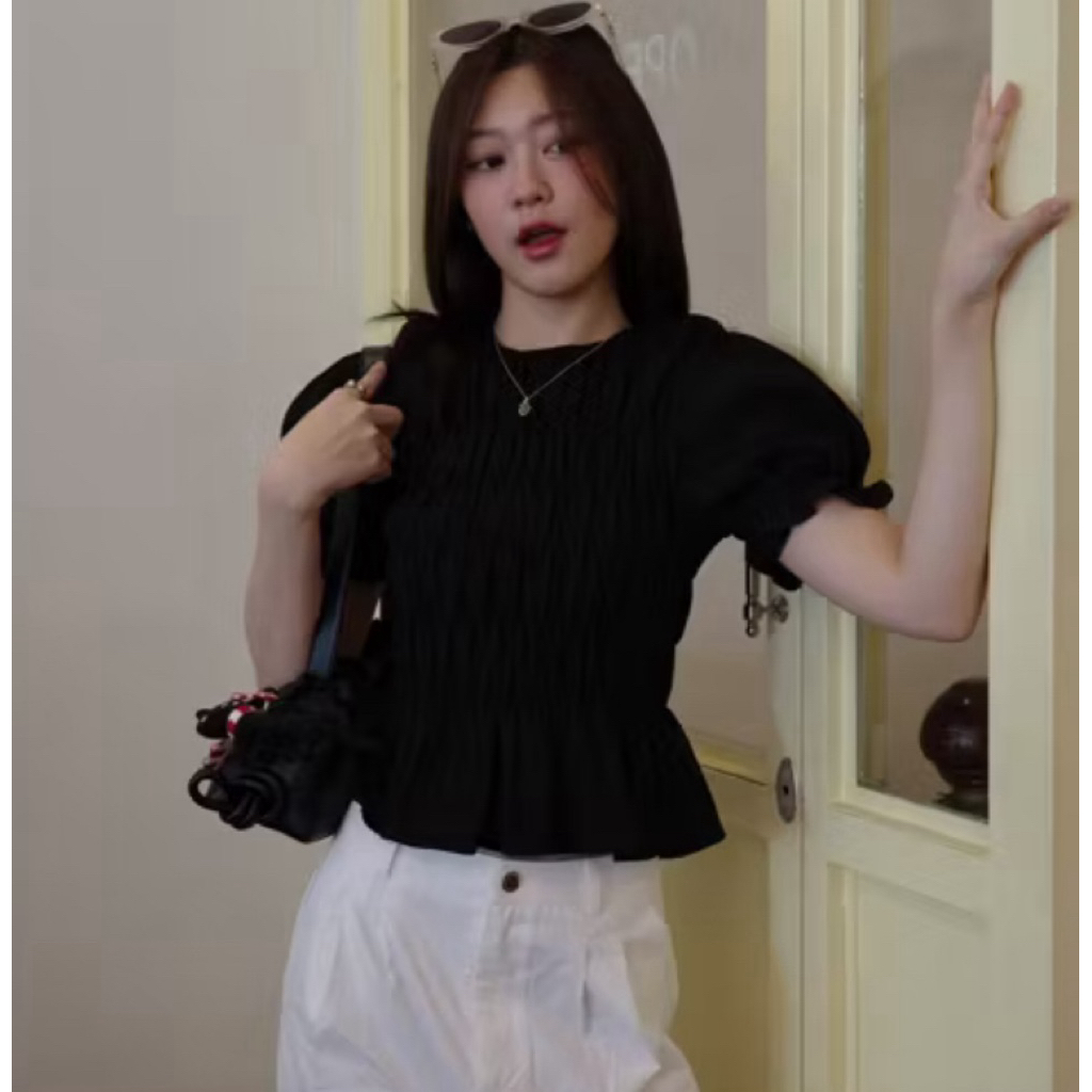 ส่งต่อ ju ne  basic top 🔗👀🙌🏻 สีดำ S/M