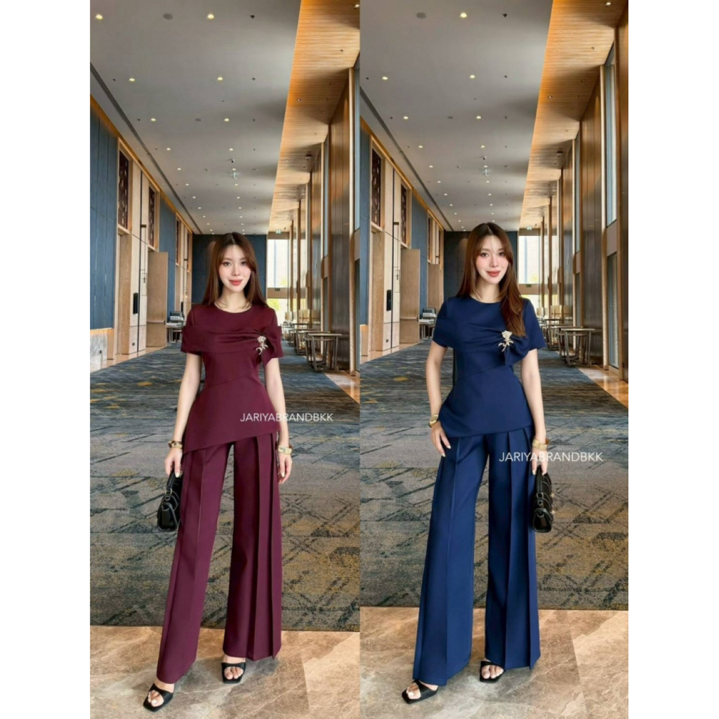 D2 งานป้าย Jariya Set ชุดเซ็ท 3 ชิ้น เสื้อ กางเกงขายาว เข็มกลัด สำหรับผู้หญิง เสื้อผ้าแฟชั่นผู้หญิง 