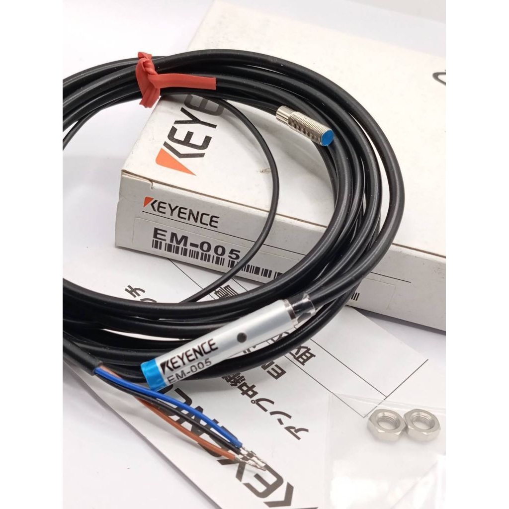 ส่งจาก กทม Keyence พร็อกซิมิตี้สวิตช์เซนเซอร์ EM-030 EM-005 EM-038 EM-010 EM-080 EM-054 EM-050