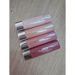 ลิปบาล์มเพิ่มความชุ่มชื้นให้ริมฝีปาก