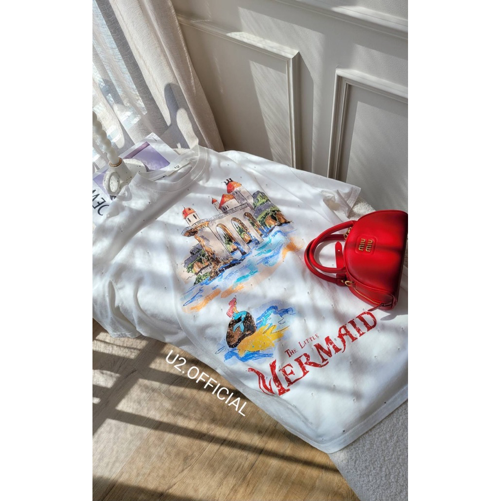 U2🏰 เสื้อยืดโอเวอร์ไซส์ เลเซอร์คัต ลายปราสาท