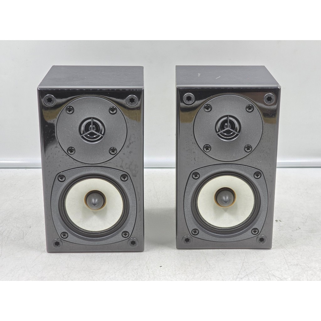 BI46 ลำโพงญี่ปุ่นมือสอง 1 คู่ (600) ONKYO D-109XM 40W 6 โอห์ม Woofer 2.5 นิ้ว Size ตู้ 10x11.5x17.5C