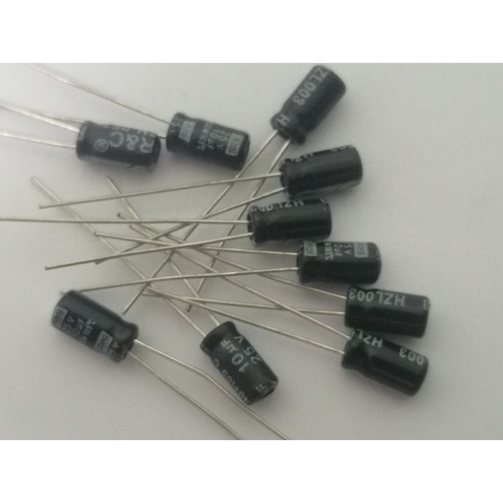 (ราคา​/10​ชิ้น)​Capacitor  25v  10uf