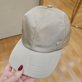 New Ami nylon cap  logo เป็นโลหะ ผ้าบางกว่า nylon รุ่นแรก  ม…