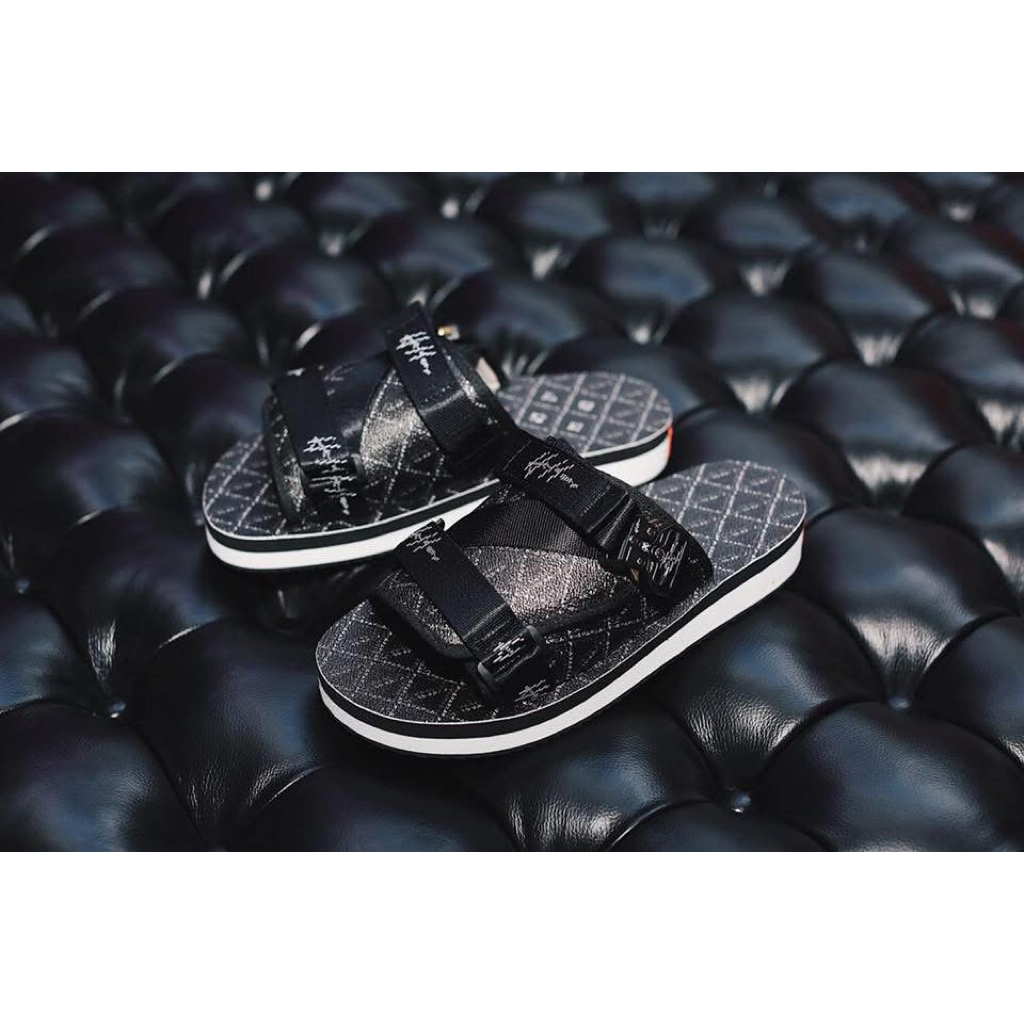 ❌❌SALE❌❌✅พร้อมส่ง ของแท้ล้าน%✅Hold’em #holdem H8 Black Casino Tech Sandals