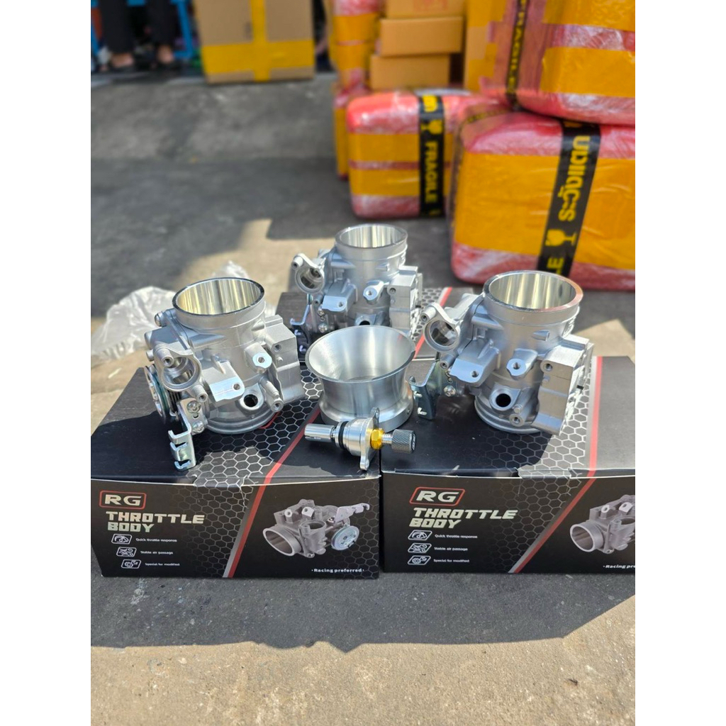 เรือนลิ้นเร่งRg ทรงCbr250 ทางเดินอากาศฟอซ่า350ขนาดใบ 42/44/46  เรือนทรงCrf แถมตัวปรับรอบเดินเบา และปากแตรในชุด