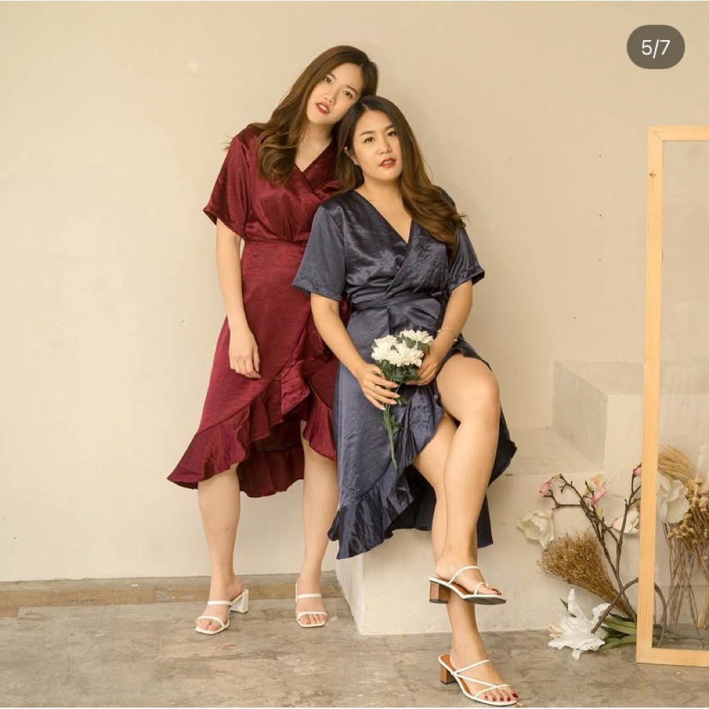 hofstore Lavender Wrap dress