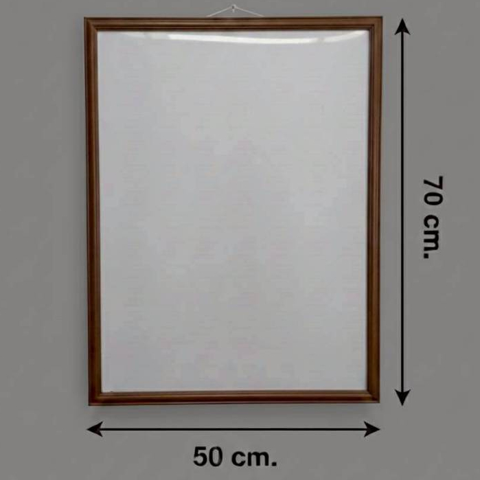 กรอบรูปสีน้ำตาล 70x50cm. กรอบรูป 70x50cm.สีน้ำตาล (เติมสีสันให้ความทรงจำ ด้วยกรอบรูปดีไซน์มินิมอล)
