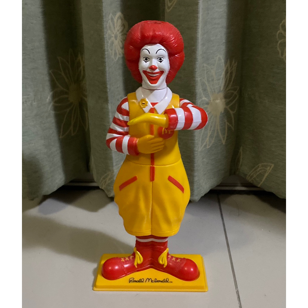 McDonald’s : Ronald ปี 2001