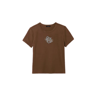 haas : NEW collection เสื้อยืดทรงผู้หญิง ลายหัวใจ stay in love รหัส HBSK2379
