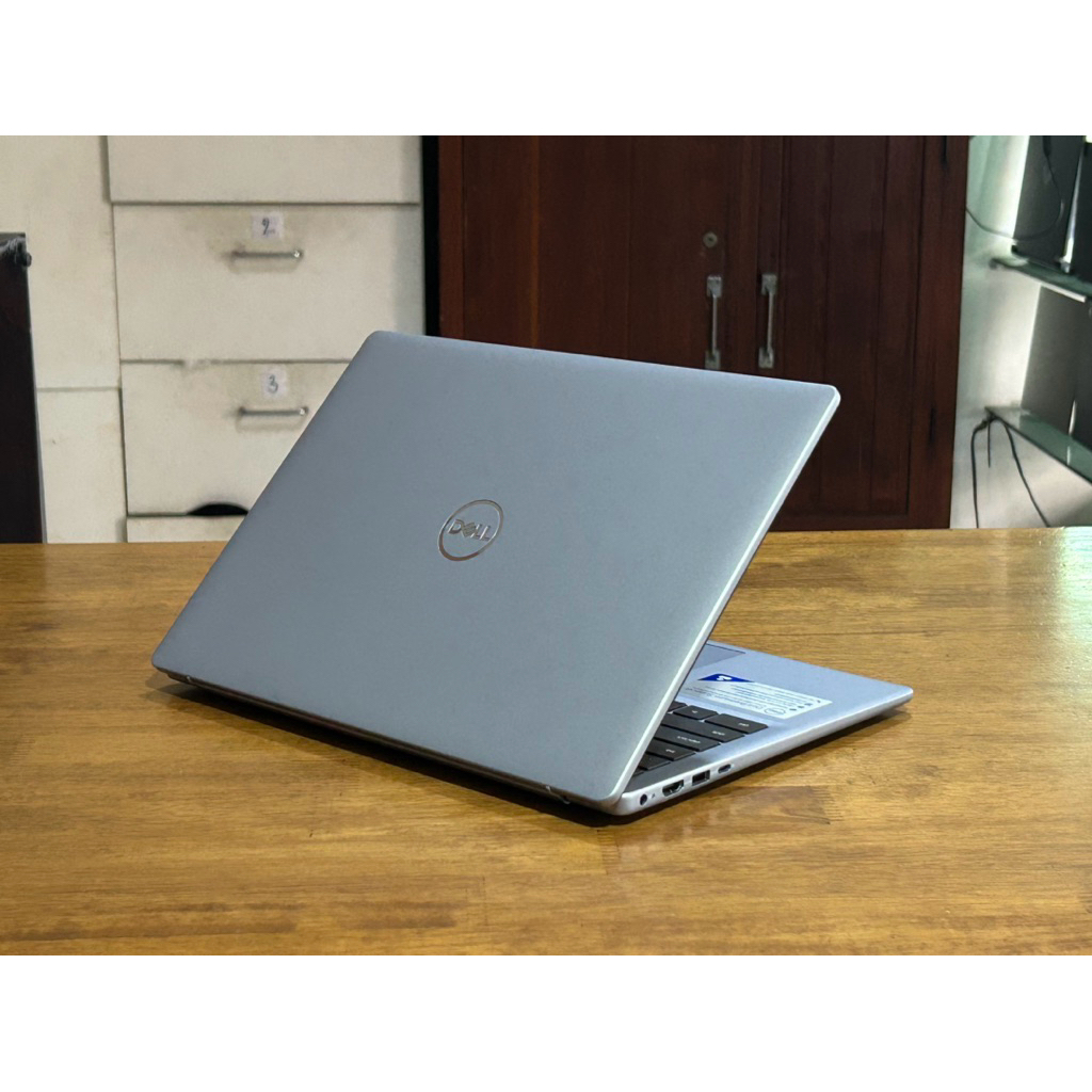 Dell Inspiron 14 5445 Ryzen5-8540U Ram16GB