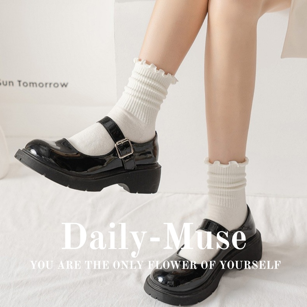 Daily-Muse ถุงน่องลูกไม้สำหรับฤดูใบไม้ผลิและฤดูใบไม้ร่วง ถุงน่องสไตล์โลลิต้าสำหรับผู้หญิง สวมคู่กับรองเท้าแมรี่เจน