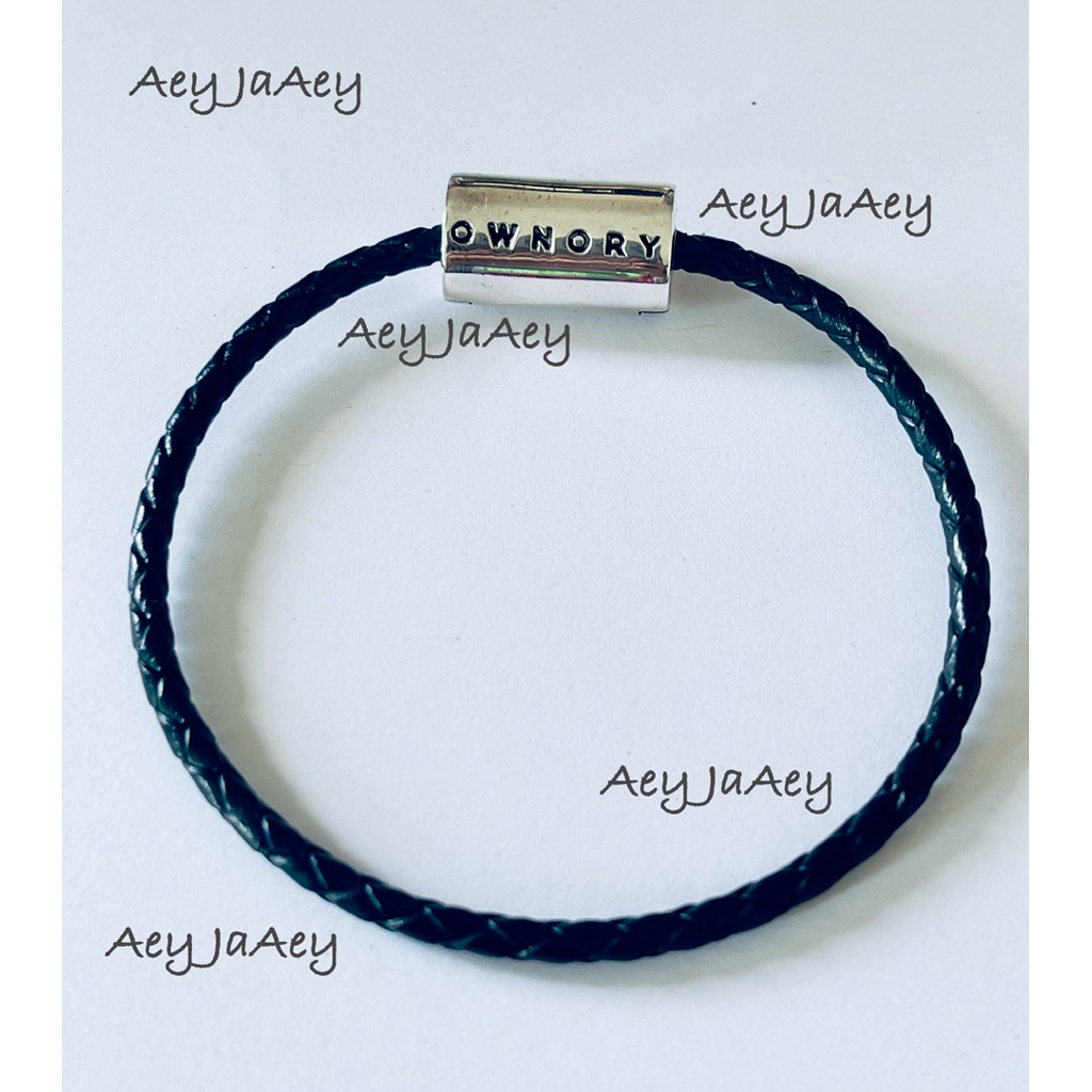 Ownory แท้💯% สร้อยข้อมือ หัวล็อคเงิน สายหนัง ไซส์ 18 New