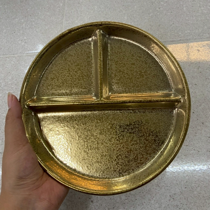 จานเซรามิก 8 นิ้ว จานเปล จานหลุม 3 ช่อง จานสีทอง ทำจากเซรามิกเนื้อดี หรูหรา
