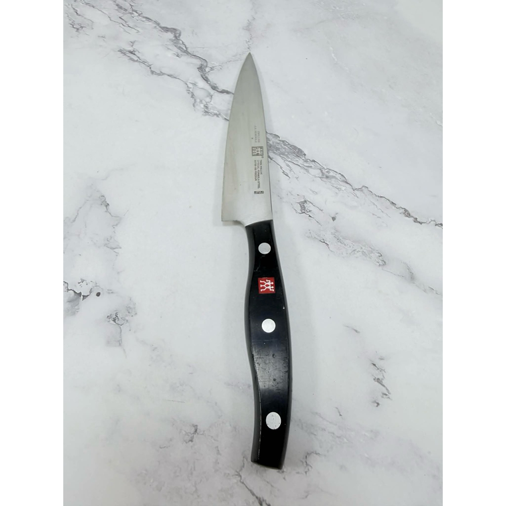 ZWILLING HENCKELS TWIN POLLUX มีดเล็ก ขนาด 130 มม. STAINLESS STEEL (YA : 2159)สินค้ามือสอง สภาพใหม่