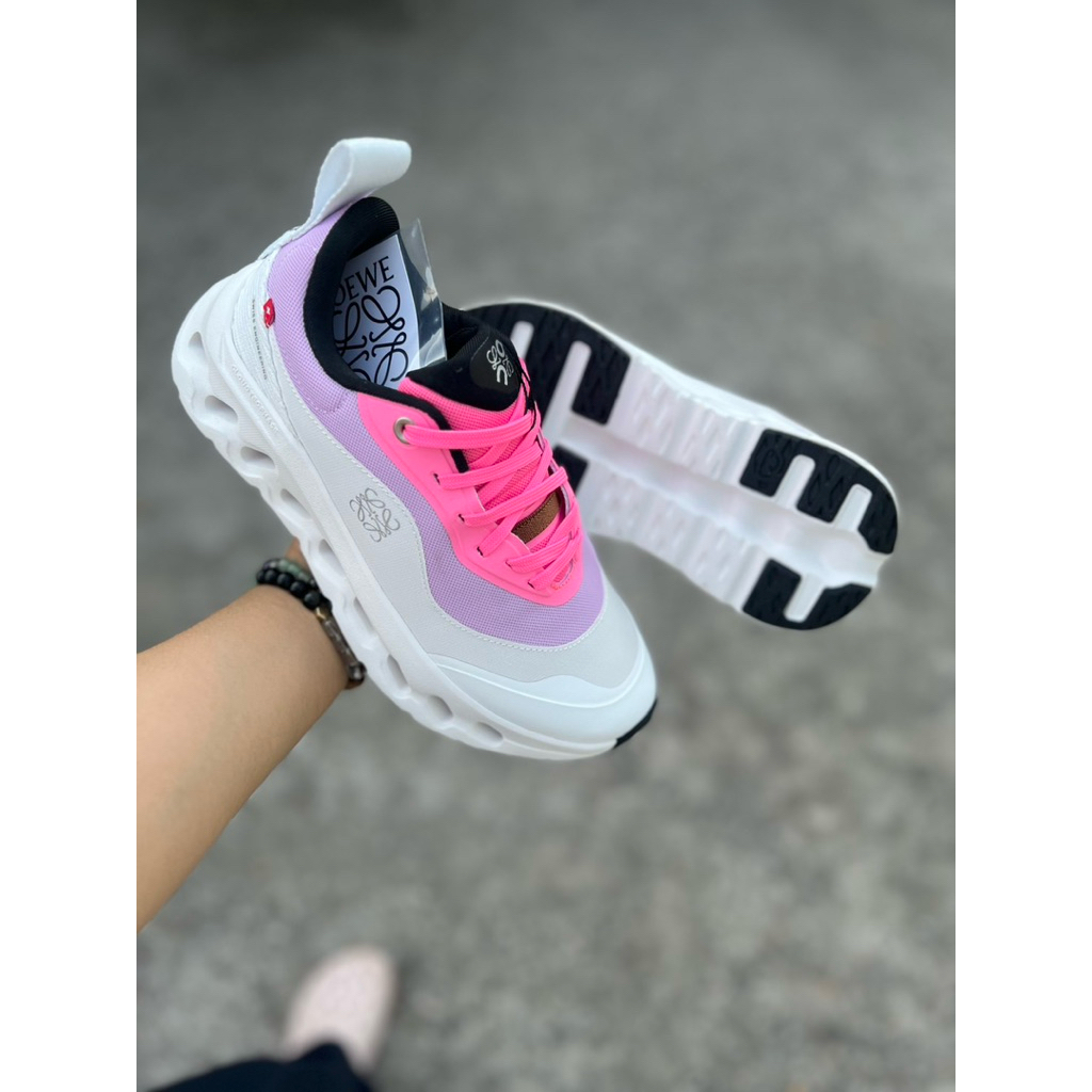 รองเท้าQC รองเท้าผ้าใบผู้หญิงสินค้ามีพร้อมส่ง🚚 มาพร้อมอุปกรณ์มี📦📦