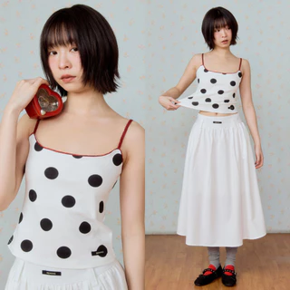 Bemingtop1128(S-XL)-Dolly Dot Top – สายเดี่ยวลายจุดคลาสสิก เพิ่มความขี้เล่นให้ทุกวันดูพิเศษ