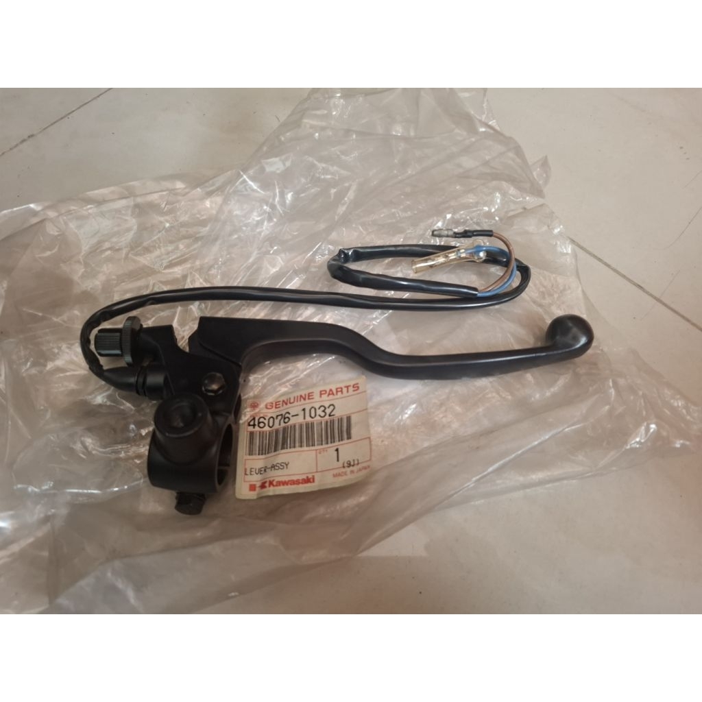 ชุดมือเบรค+หูกระจก+สต๊อปเบรคหน้าใส่ Kawasaki KH125-GTO-KE100-KE125-KE175 สีดำของแท้ญี่ปุ่นใหม่เก่าเก