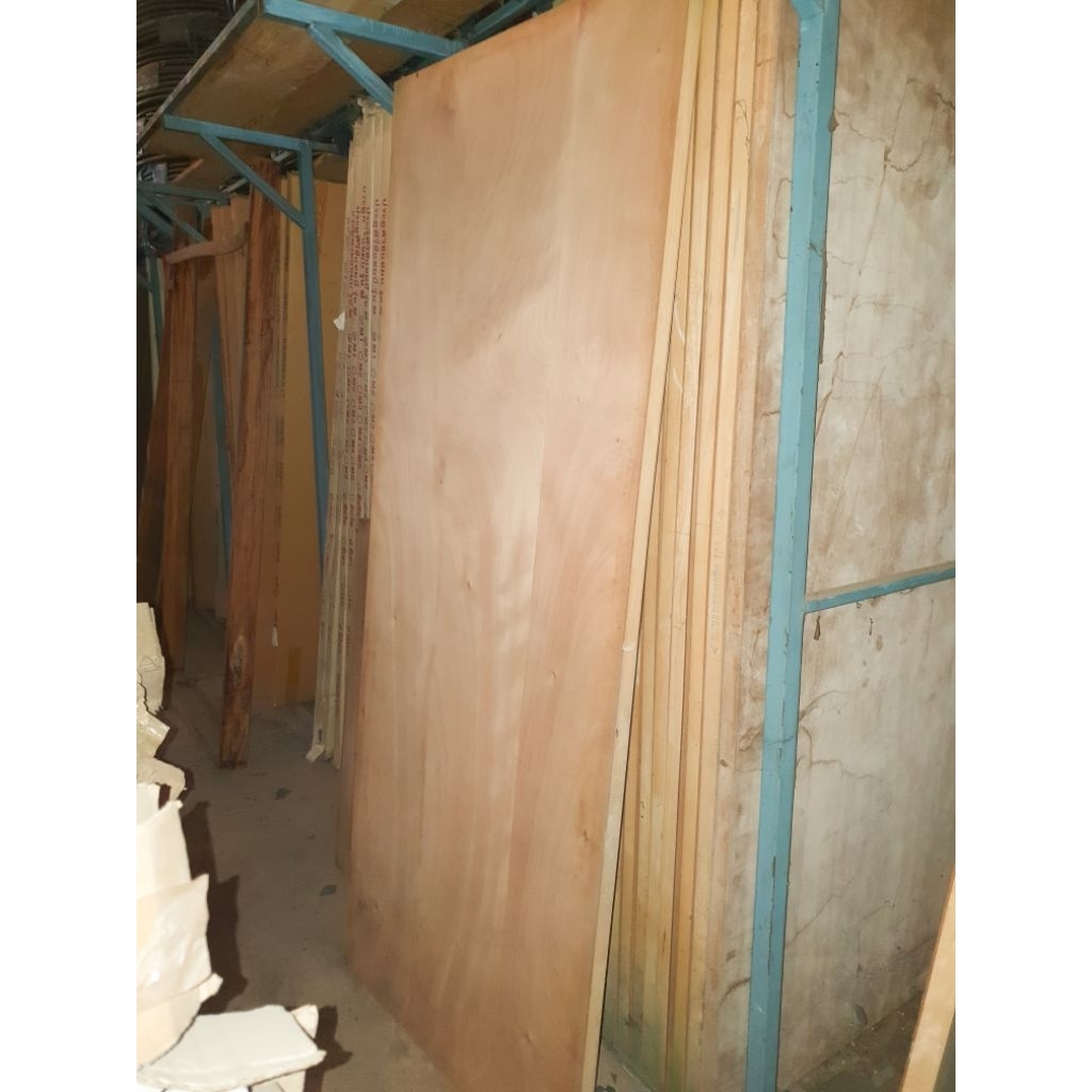 ประตูไม้อัดยาง (ใช้ภายใน) 80-90×200 ซม.